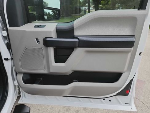 Used 2019 Ford F250 XL w/ Power Equipment Group RWD image 31