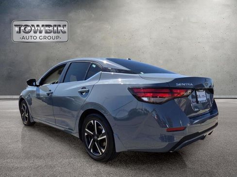 Used 2025 Nissan Sentra SV w/ All-Weather Package FWD image 6