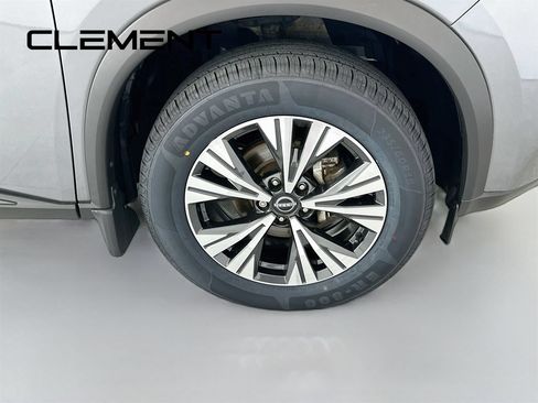 Used 2023 Nissan Rogue SV AWD/4WD image 34