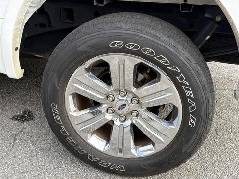 Used 2020 Ford F150 Lariat w/ Equipment Group 502A Luxury AWD/4WD image 9
