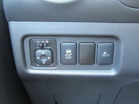 Used 2024 Mitsubishi Mirage ES image 29