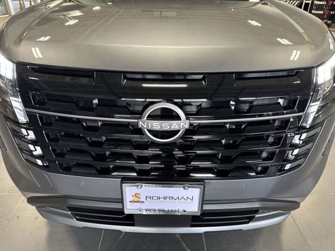 New 2026 Nissan Pathfinder SL AWD/4WD image 31