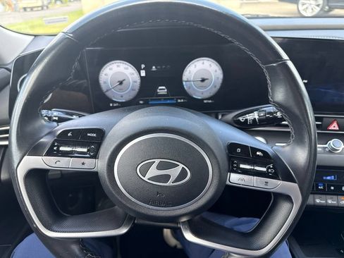 Used 2024 Hyundai Elantra Limited FWD image 15