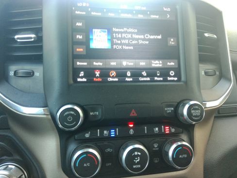 Used 2021 RAM 1500 Laramie image 10