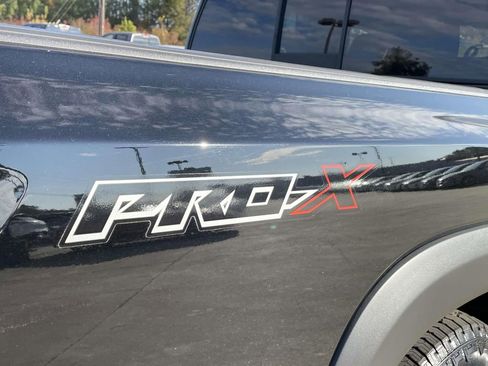 Used 2022 Nissan Frontier Pro-X image 8