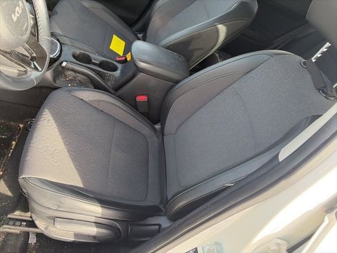 Used 2024 Kia Seltos S image 9