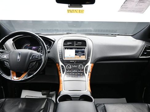 Used 2016 Lincoln MKX Reserve w/ Climate Package AWD/4WD image 13