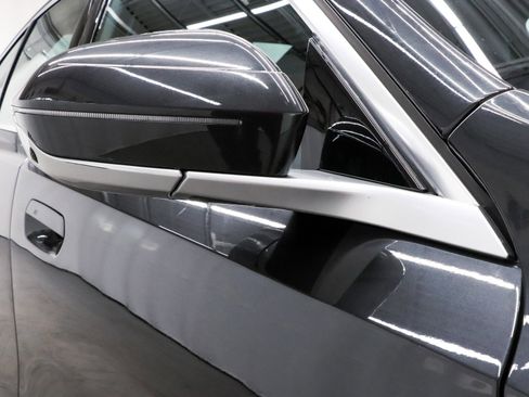 Used 2025 BMW 540i xDrive image 51