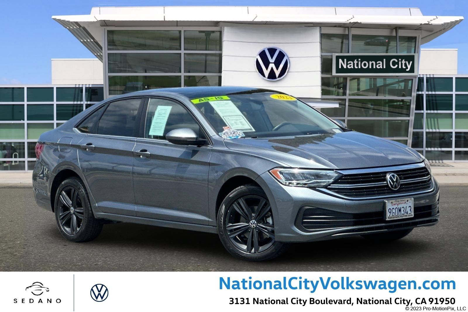 Used 2023 Volkswagen Jetta SE w/ Panoramic Sunroof Package FWD image 1