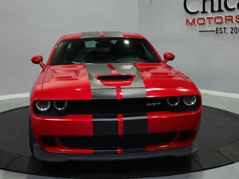 Used 2016 Dodge Challenger SRT Hellcat RWD image 3