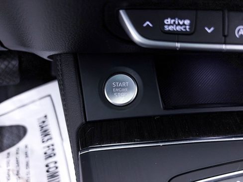 Used 2018 Audi Q5 Prestige w/ Prestige Package image 28