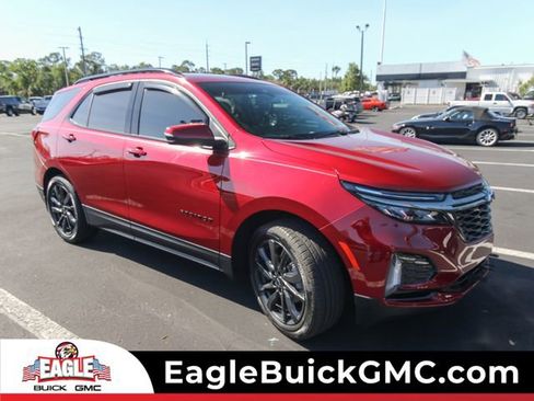Used 2023 Chevrolet Equinox RS image 1