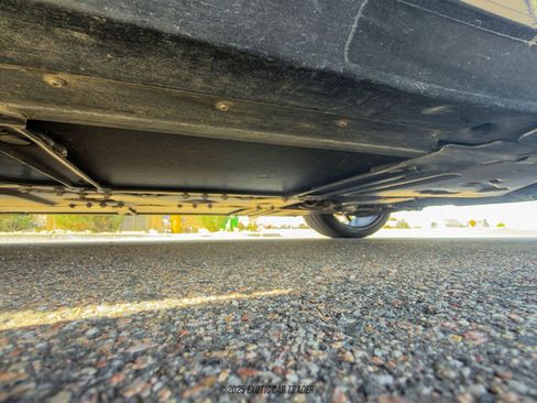 Used 2018 Chevrolet Corvette Stingray Coupe w/ 1LT image 61