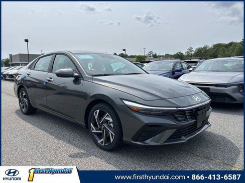 New 2026 Hyundai Elantra Limited FWD image 1
