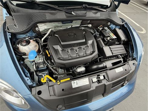 Used 2019 Volkswagen Beetle 2.0T S image 22