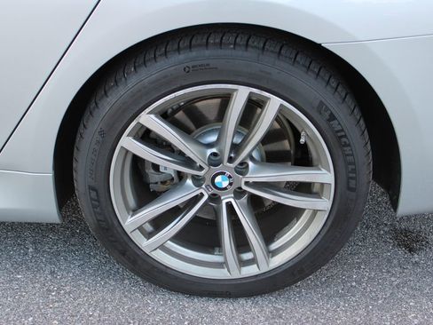 Used 2018 BMW 750i xDrive image 33