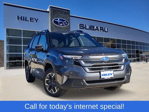 New 2025 Subaru Forester Premium image 1