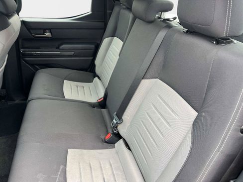 Used 2025 Toyota Tacoma TRD Sport image 13