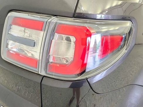 Used 2016 GMC Acadia Denali AWD/4WD image 34