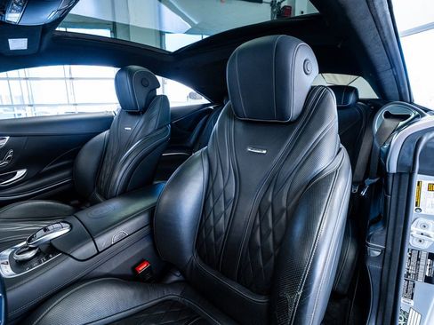 Used 2015 Mercedes-Benz S 63 AMG 4MATIC Coupe image 41