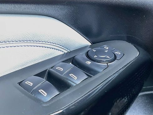 Used 2026 Chevrolet Trax LT FWD image 17