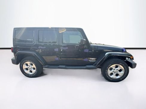 Used 2014 Jeep Wrangler Unlimited Sahara w/ Max Tow Package AWD/4WD image 8