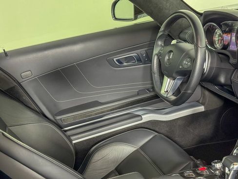 Used 2011 Mercedes-Benz SLS AMG Coupe image 43