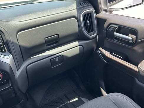 Certified 2021 Chevrolet Silverado 1500 LT AWD/4WD image 18