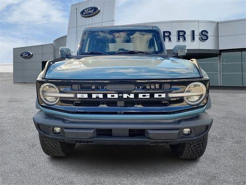 Used 2021 Ford Bronco Outer Banks w/ Sasquatch Package image 2