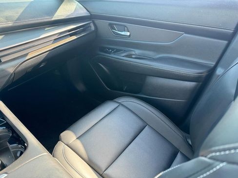 Used 2025 Nissan Murano SV image 15