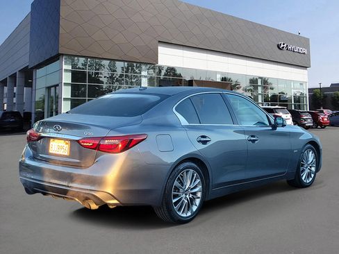 Used 2019 INFINITI Q50 Luxe image 2