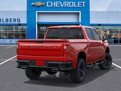 New 2026 Chevrolet Silverado 1500 Custom Trail Boss w/ LPO, Dark Essentials Package