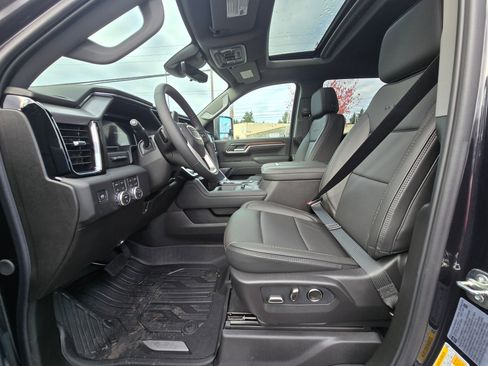 New 2026 GMC Sierra 3500 Denali w/ Denali Reserve Package image 23