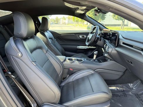 Used 2024 Ford Mustang GT Premium image 31