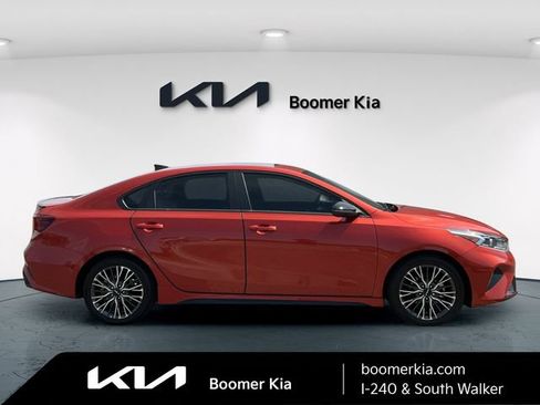 Used 2024 Kia Forte GT-Line w/ GT-Line Premium Package FWD image 4
