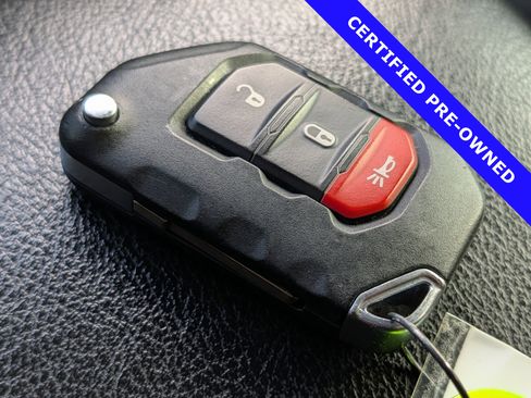 Used 2020 Jeep Wrangler Unlimited Sport S image 33