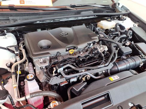 Used 2025 Toyota Camry LE FWD image 25