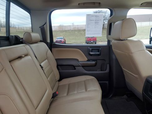 Used 2018 GMC Sierra 2500 Denali w/ Duramax Plus Package image 33
