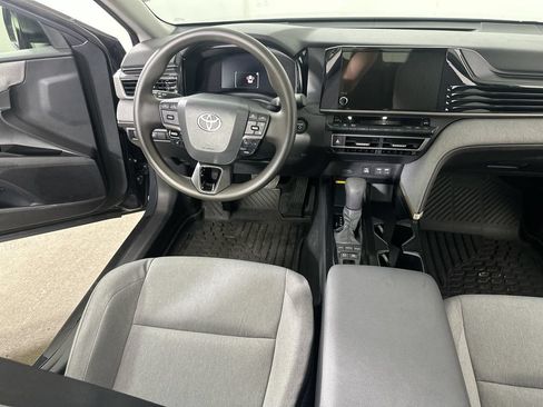 Used 2026 Toyota Camry LE FWD image 19