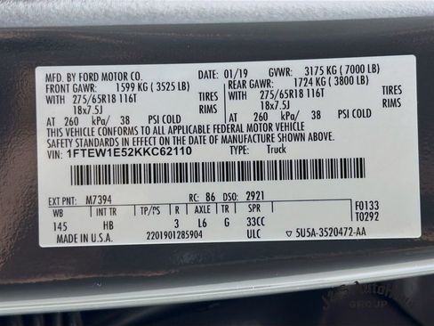Used 2019 Ford F150 Lariat w/ Equipment Group 502A Luxury AWD/4WD image 39