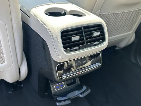 New 2026 Mercedes-Benz GLS 450 4MATIC image 26