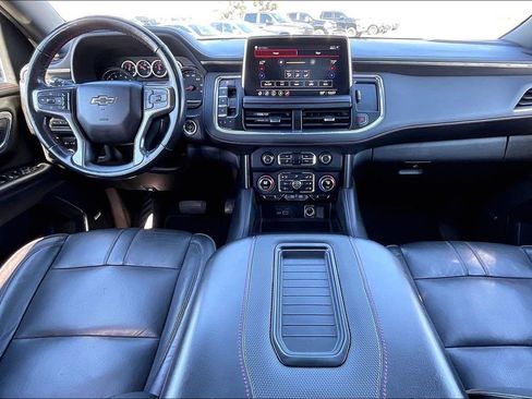 Used 2021 Chevrolet Suburban RST w/ Luxury Package image 7