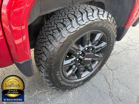 Used 2024 GMC Sierra 2500 AT4 w/ AT4 Premium Plus Package image 22