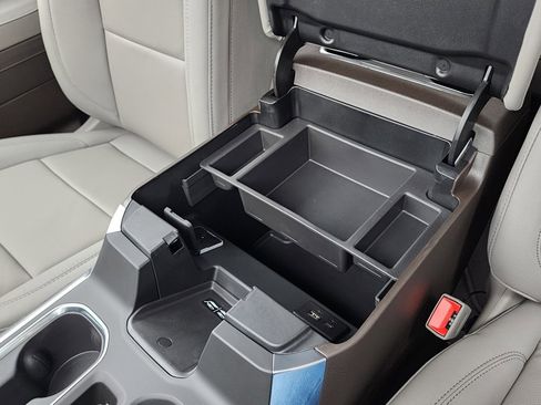 New 2026 GMC Sierra 1500 SLT w/ SLT Premium Plus Package image 32