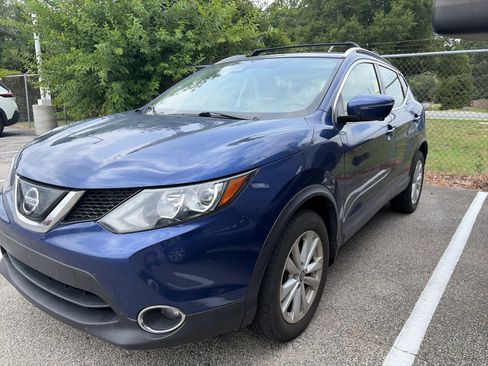 Used 2019 Nissan Rogue Sport SV w/ Technology Package AWD/4WD image 1