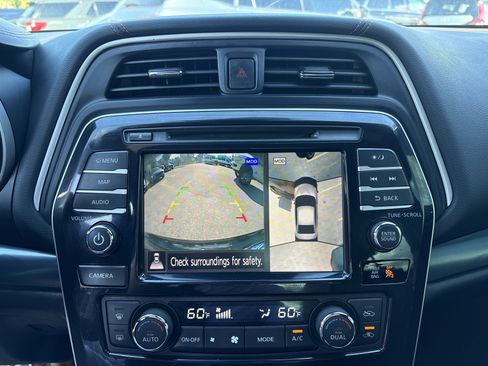 Used 2023 Nissan Maxima SR w/ Sport Mat Group image 28