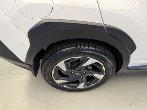 Certified 2024 Subaru Crosstrek 2.5i Limited AWD/4WD image 8