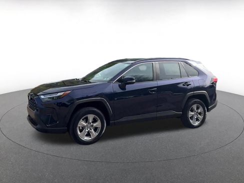 Used 2025 Toyota RAV4 XLE w/ Convenience Package AWD/4WD image 8