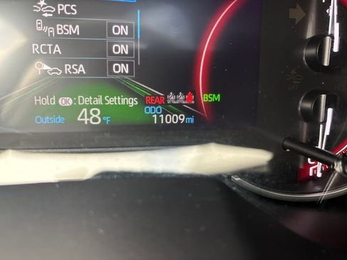 Used 2023 Toyota RAV4 XLE Premium image 16