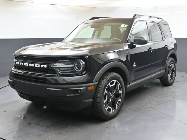 Used 2021 Ford Bronco Sport Outer Banks w/ Outer Banks Package (96D) AWD/4WD image 1